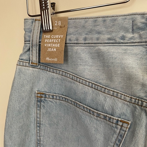 Madewell The Curvy Perfect Vintage Jean in Fitzgerald Wash | size 28 - Picture 5 of 11